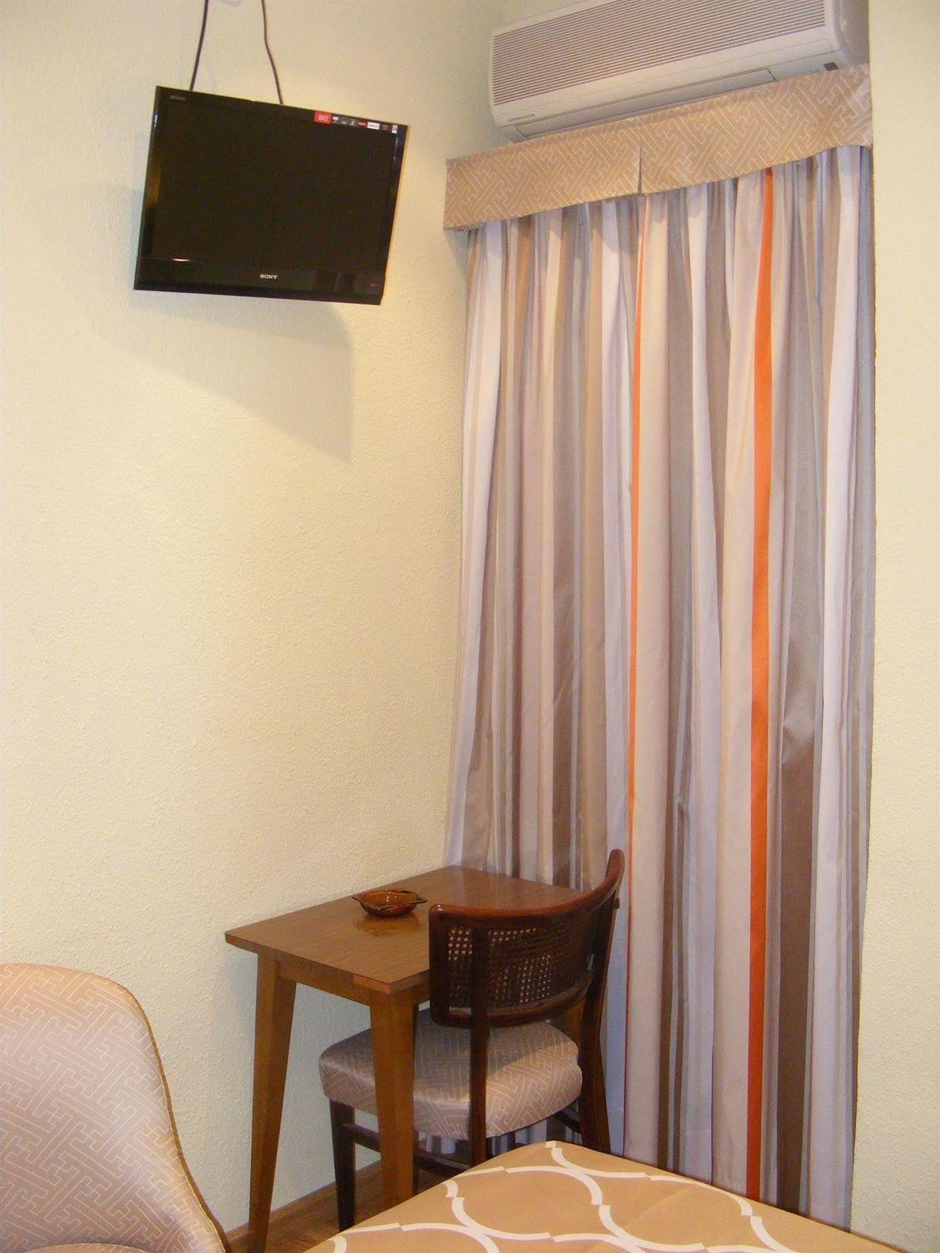 ולנסיה Hotel Alkazar מראה חיצוני תמונה