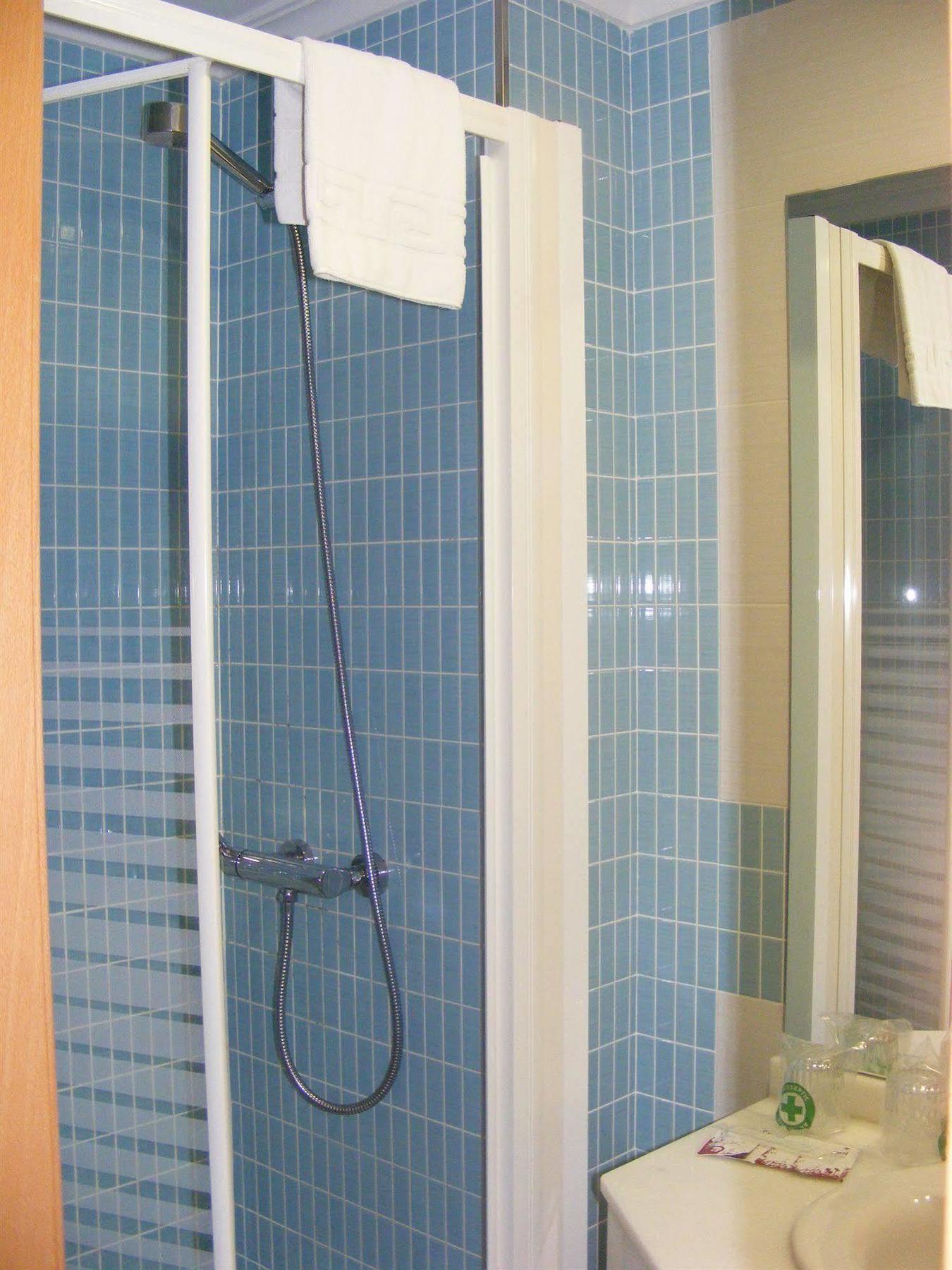 ולנסיה Hotel Alkazar מראה חיצוני תמונה